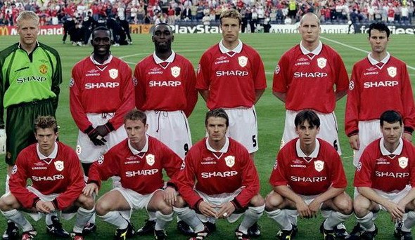 尤其着重于 尤其着重于