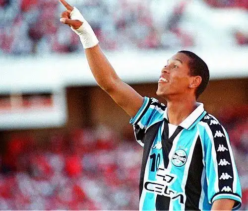 术方面影响 术方面影响